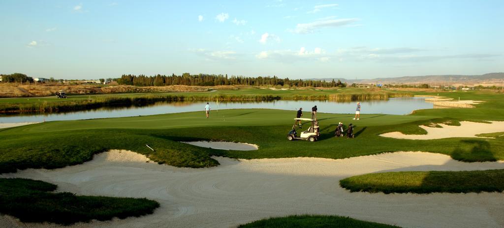 Sercotel El Encin Golf Alcala de Henares Bagian luar foto
